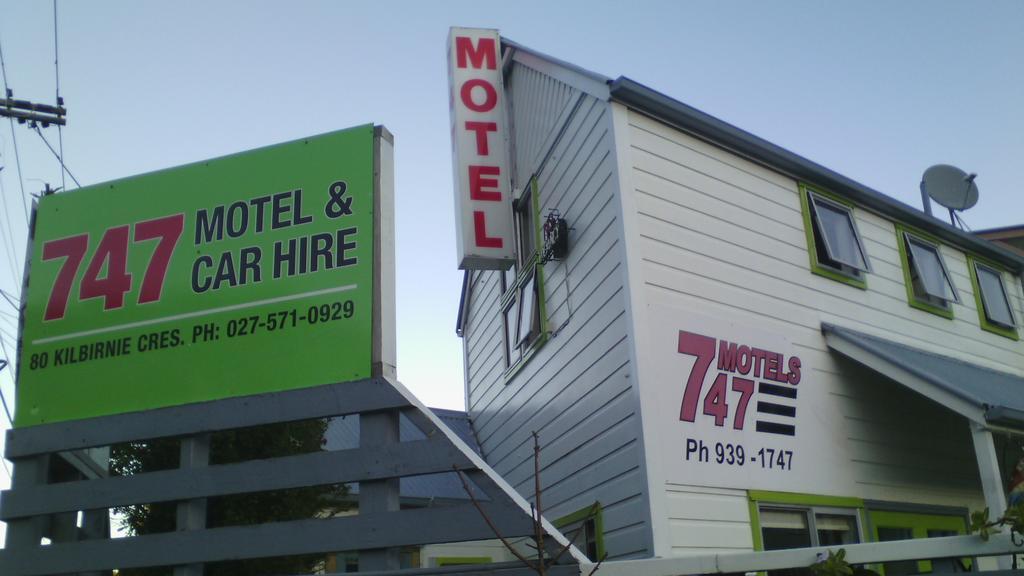 Wellington 747 Motel Екстер'єр фото