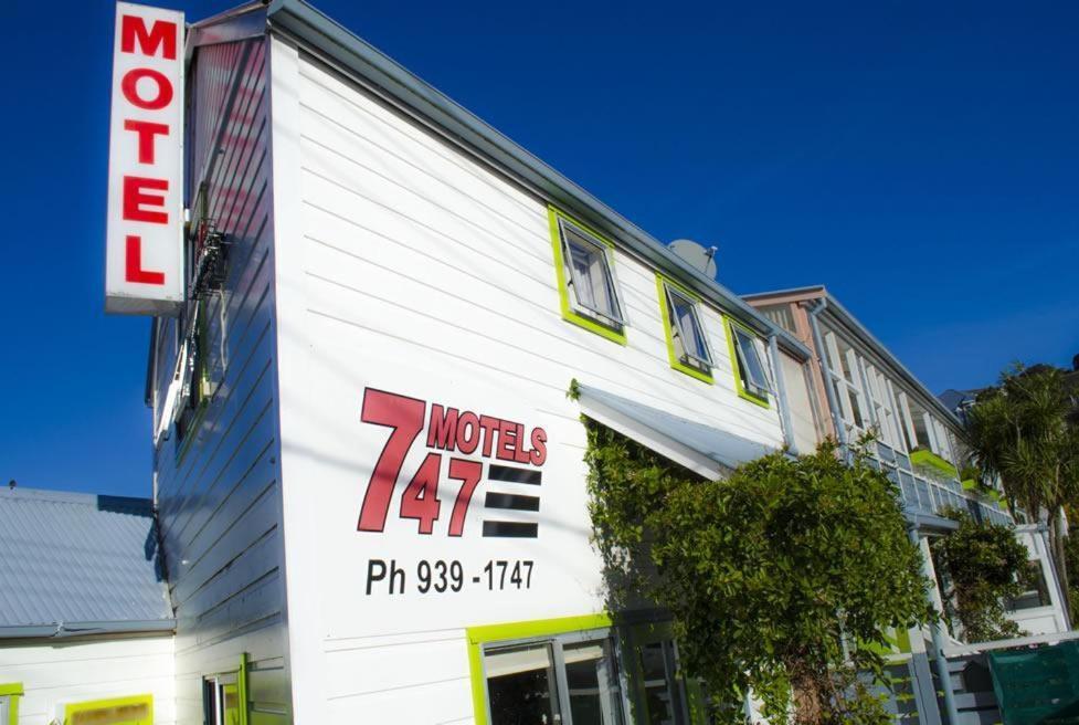 Wellington 747 Motel Екстер'єр фото